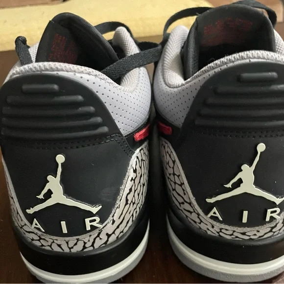 Nike Air JORDAN LEGACY 312 BRED CEMENT (color) EUC size 13 - Picture 9 of 15